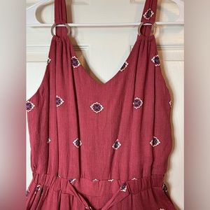 Like New, Adorable No Boundaries Romper with tie waist. Size 7/9
